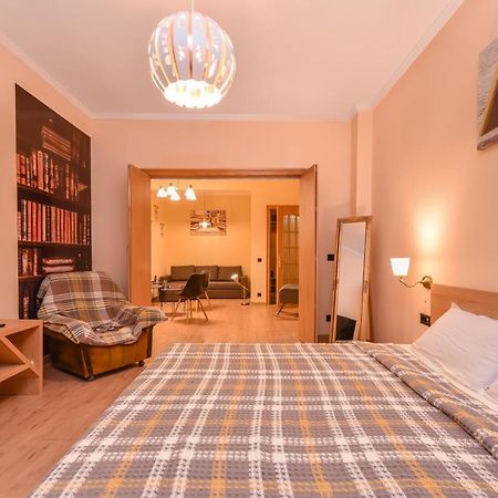 Sofia Dream Apartment - The Library - 3-Bdr, 2-Bthr By Flat Mаnager Kültér fotó