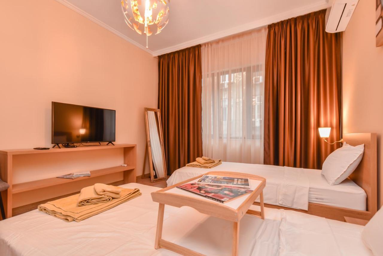 Sofia Dream Apartment - The Library - 3-Bdr, 2-Bthr By Flat Mаnager Kültér fotó