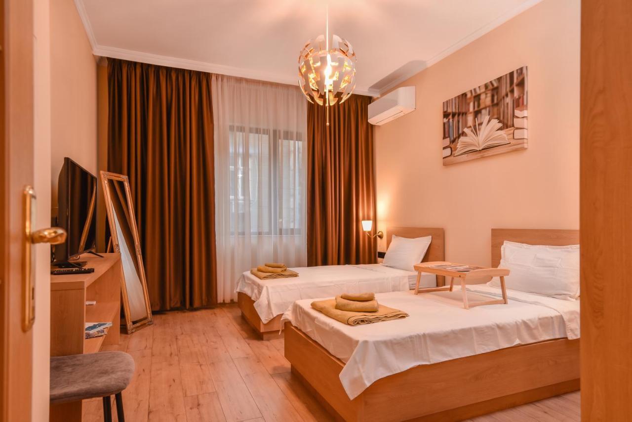 Sofia Dream Apartment - The Library - 3-Bdr, 2-Bthr By Flat Mаnager Kültér fotó